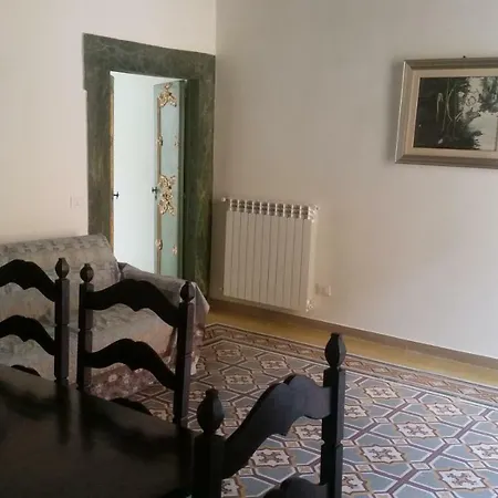 La Casa Del Sire Apartmán Marino